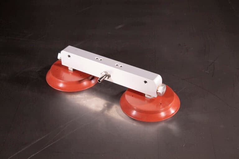 Image of Kiskon kiinnitysjärjestelmä imukupeilla ja alipainepumpulla