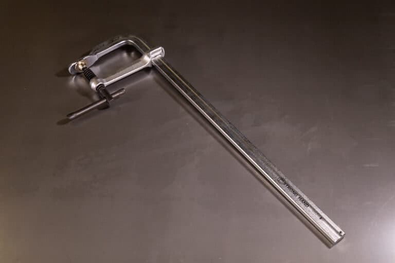 Image of UG205M puristin standardipäällä