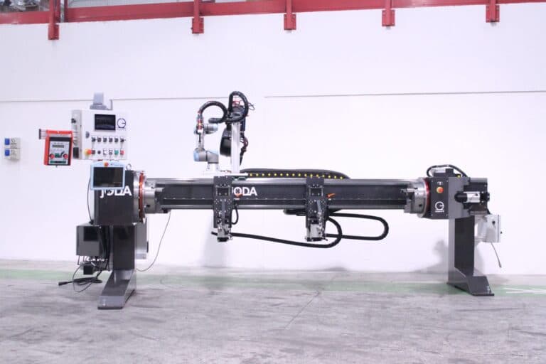 Image of Räätälöidyt cobottihitsausasemat