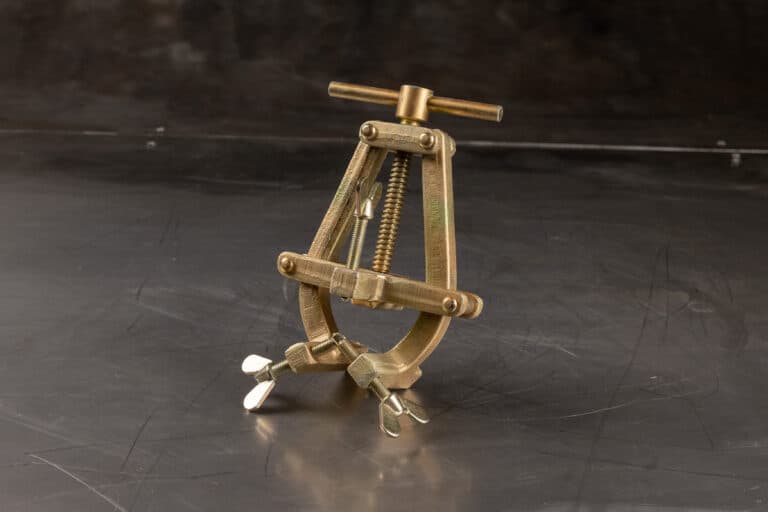 Image of DWT Steel Clamp kolmipistekeskitin